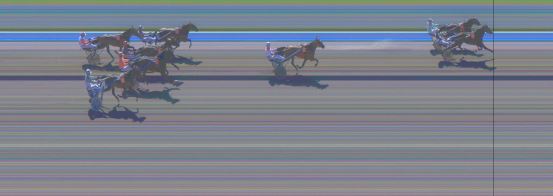 Målfoto for løp 3 på bane KL den 19.04.2014