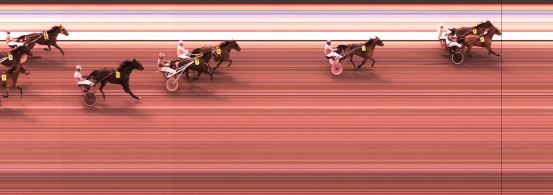 Målfoto for løp 1 på bane KL den 03.04.2015