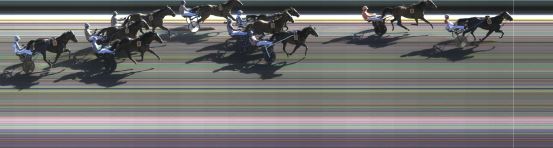 Målfoto for løp 11 på bane KL den 16.04.2022