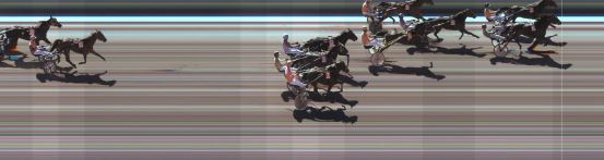 Målfoto for løp 3 på bane KL den 08.04.2023