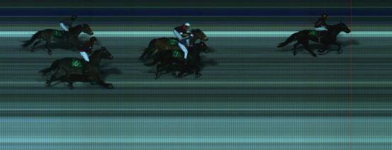 Målfoto for løp 1 på bane HA den 21.12.2014