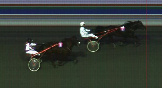 Målfoto for løp 8 på bane HA den 16.04.2016