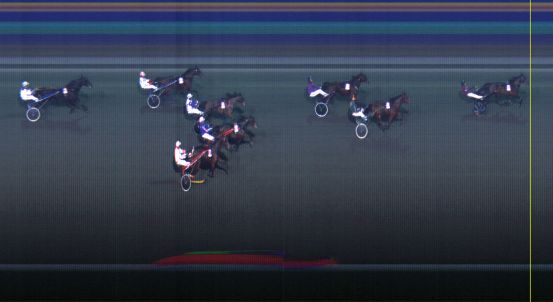 Målfoto for løp 8 på bane LE den 03.02.2014