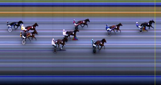 Målfoto for løp 6 på bane LE den 28.04.2014