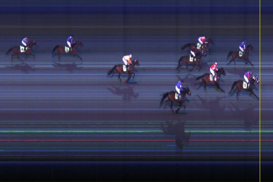 Målfoto for løp 9 på bane LE den 28.04.2014