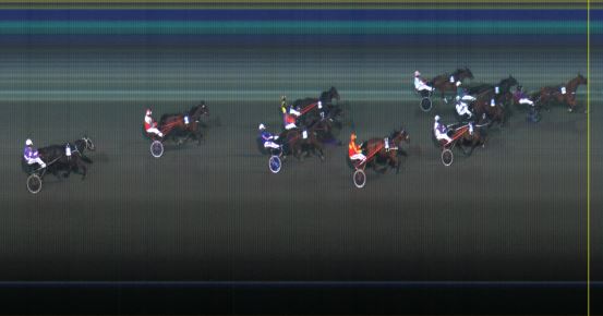 Målfoto for løp 2 på bane LE den 22.11.2014