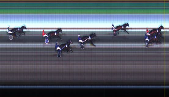 Målfoto for løp 2 på bane LE den 15.12.2014