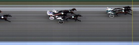 Målfoto for løp 4 på bane LE den 20.04.2015