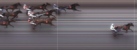 Målfoto for løp 3 på bane MO den 08.04.2014