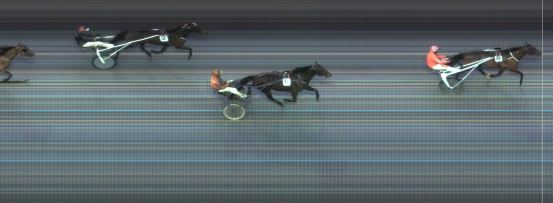 Målfoto for løp 5 på bane MO den 08.04.2014