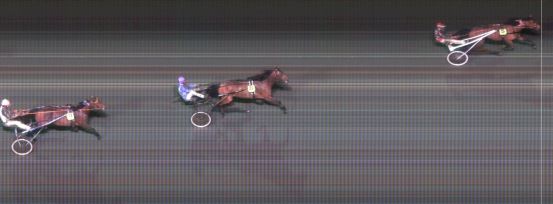 Målfoto for løp 9 på bane MO den 08.04.2014