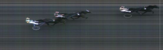 Målfoto for løp 6 på bane MO den 05.04.2015