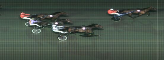 Målfoto for løp 8 på bane MO den 05.05.2015