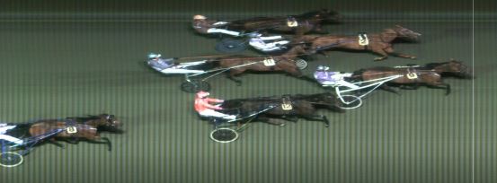 Målfoto for løp 7 på bane MO den 06.10.2015