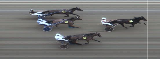 Målfoto for løp 1 på bane MO den 13.04.2017