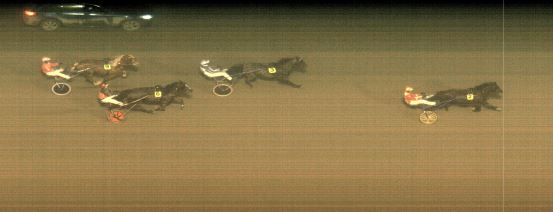 Målfoto for løp 8 på bane MO den 03.03.2021