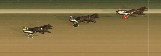 Målfoto for løp 2 på bane MO den 08.12.2021