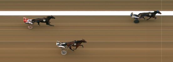 Målfoto for løp 5 på bane MO den 02.02.2022