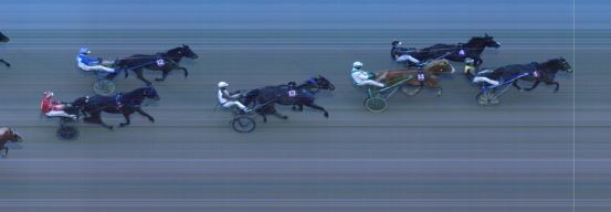 Målfoto for løp 8 på bane MO den 18.03.2023