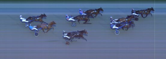 Målfoto for løp 6 på bane MO den 10.04.2023