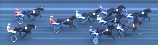 Målfoto for løp 8 på bane ST den 22.02.2014