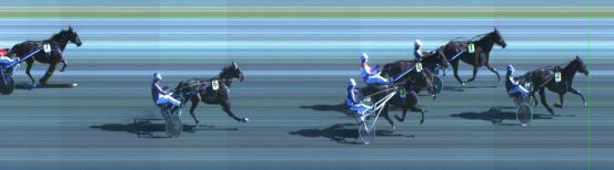 Målfoto for løp 1 på bane ST den 29.03.2014