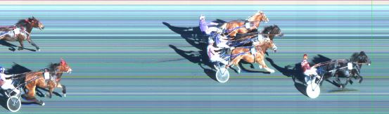 Målfoto for løp 2 på bane ST den 18.07.2014