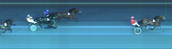 Målfoto for løp 6 på bane ST den 12.04.2015