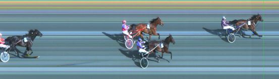 Målfoto for løp 2 på bane ST den 07.06.2015