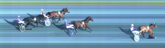 Målfoto for løp 4 på bane ST den 07.06.2015