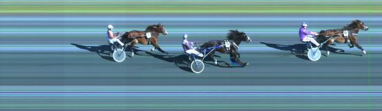 Målfoto for løp 1 på bane ST den 26.07.2015