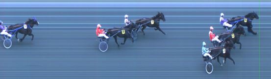 Målfoto for løp 1 på bane ST den 15.04.2018