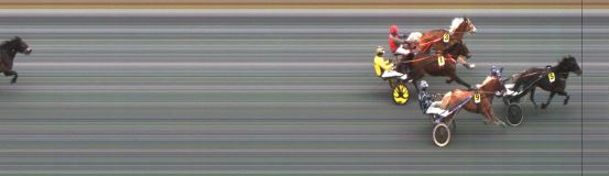 Målfoto for løp 1 på bane ST den 11.04.2021