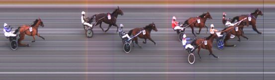 Målfoto for løp 5 på bane ST den 11.04.2021