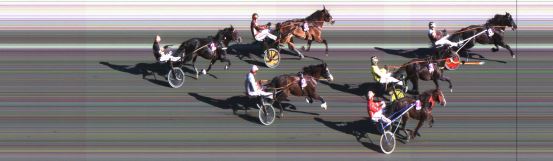 Målfoto for løp 8 på bane ST den 23.04.2022