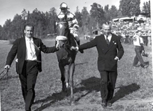 Skyrock vinner av Norsk Derby 1955